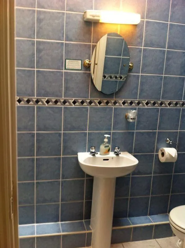 Ashling House Serviced Accommodation Dublin 3*,